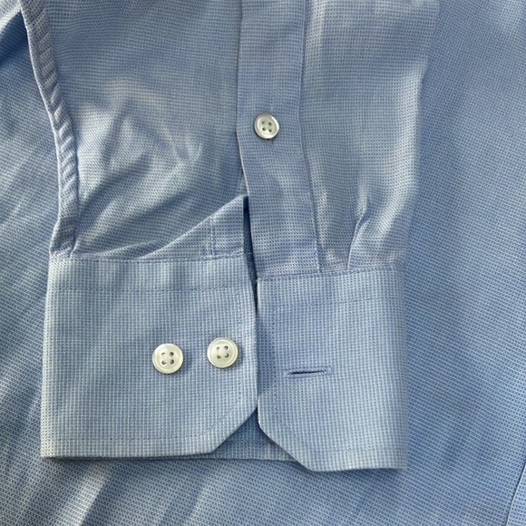 Mens Blue Banana Republic Relaxed, long sleeved. Large. Like new. - Picture 3 of 4